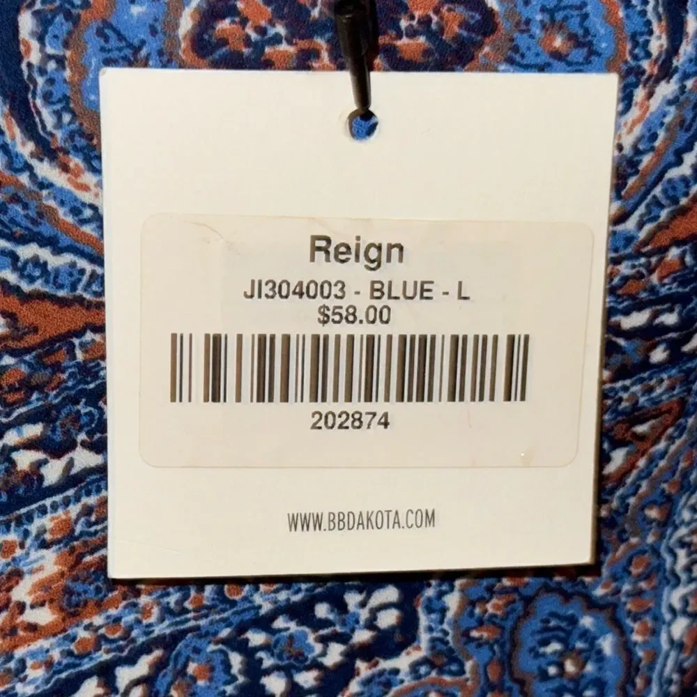 JACK bb Dakota
Eat Slay Love Printed Top flare sleeve blue & rust - Picture 7 of 10
